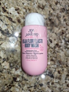 Sol de Janeiro Pink Beija Flor Elasti Body Wash